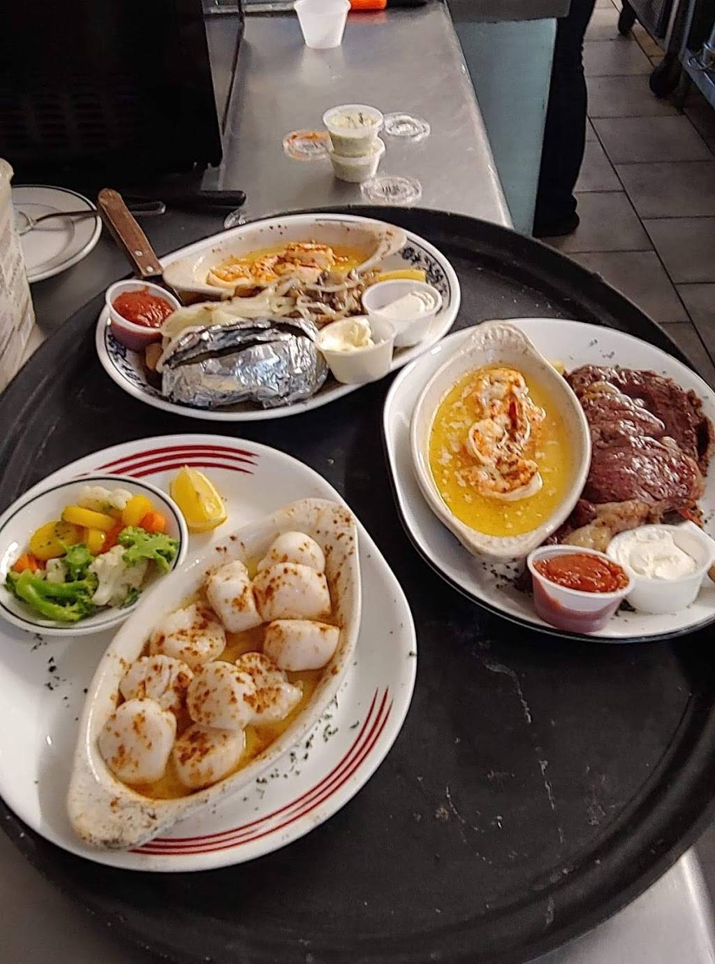 The New West Restaurant & Lounge | restaurant | 2850 S Main St, Mansfield, PA 16933, USA | 5704634333 OR +1 570-463-4333