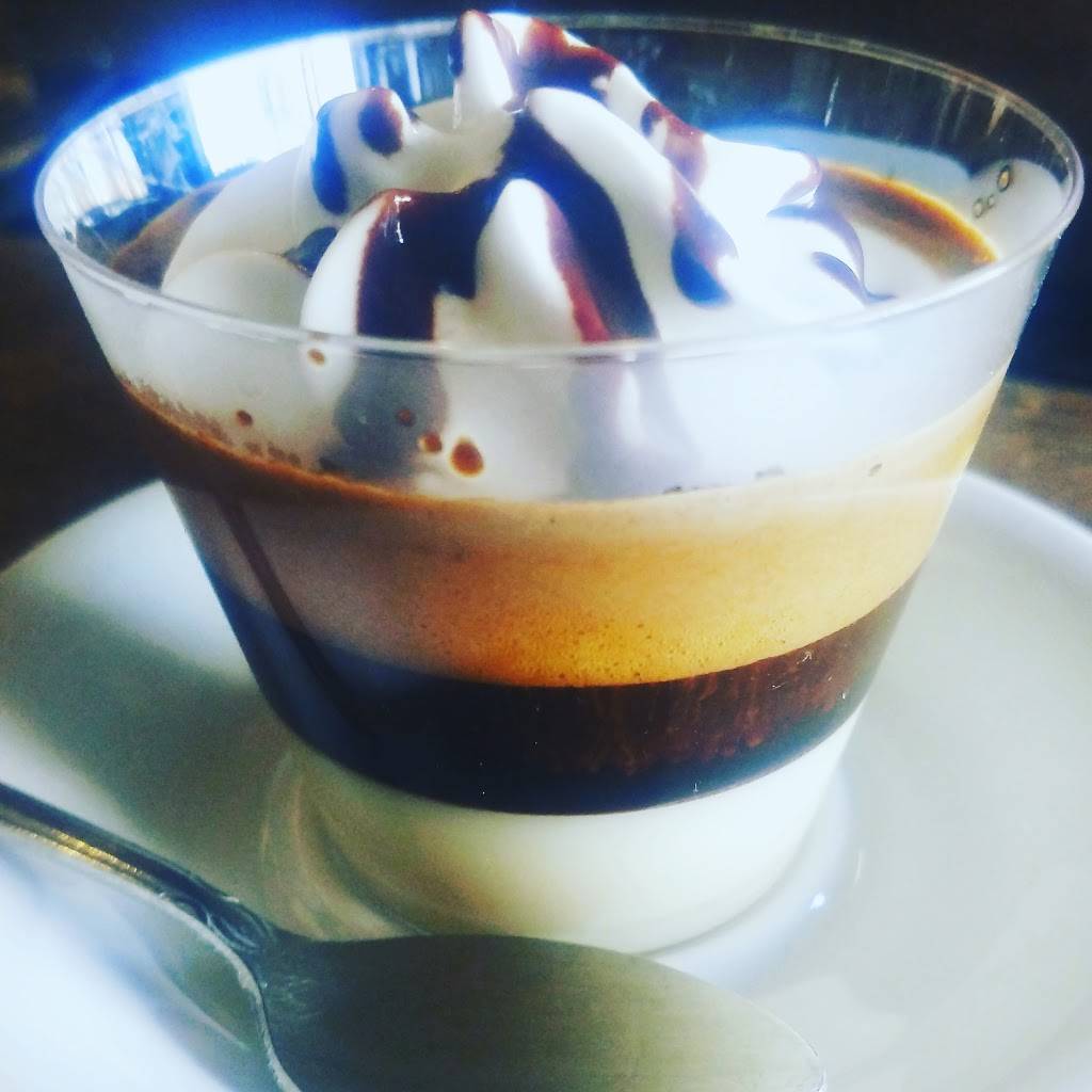 Boogie Down Grind Café | cafe | 868 Hunts Point Ave, The Bronx, NY 10474, USA | 7189868548 OR +1 718-986-8548