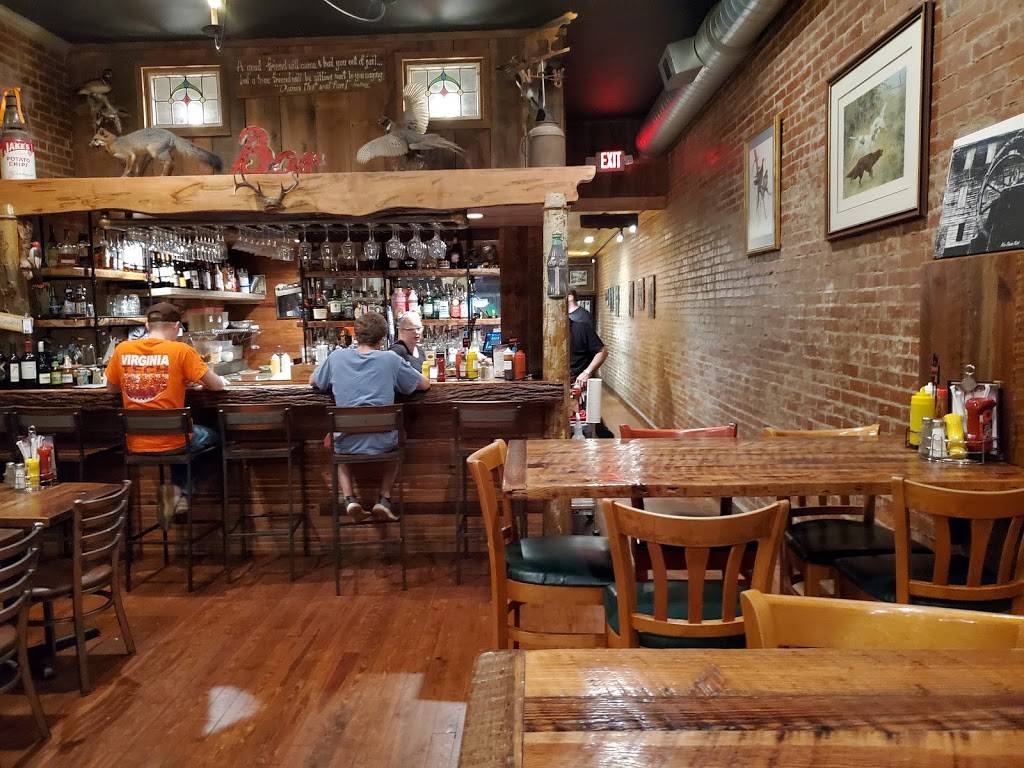 Clydes Tavern and Grill | restaurant | 5 E Jarrard St #206, Cleveland, GA 30528, USA | 7066078707 OR +1 706-607-8707