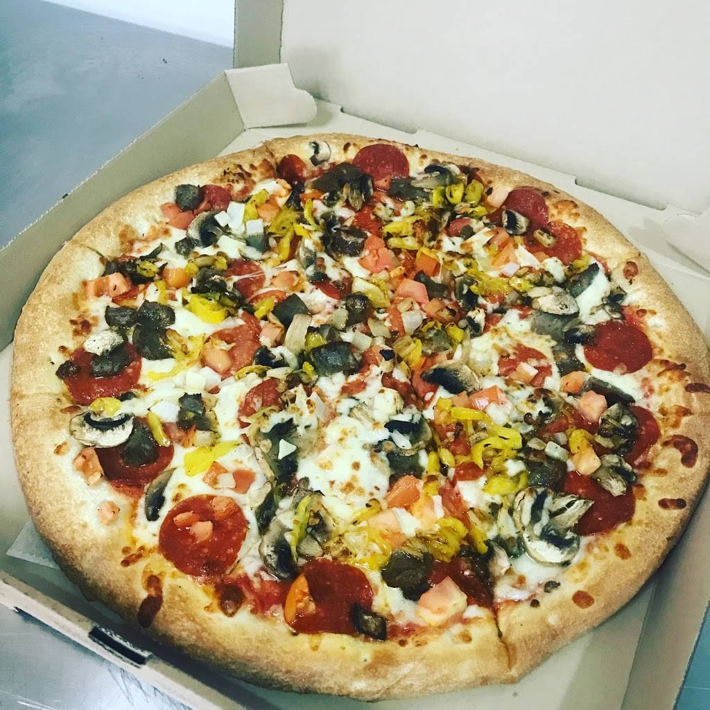 UR pizzeria | meal delivery | 2155 Cunningham Dr, Hampton, VA 23666, USA | 7578272770 OR +1 757-827-2770
