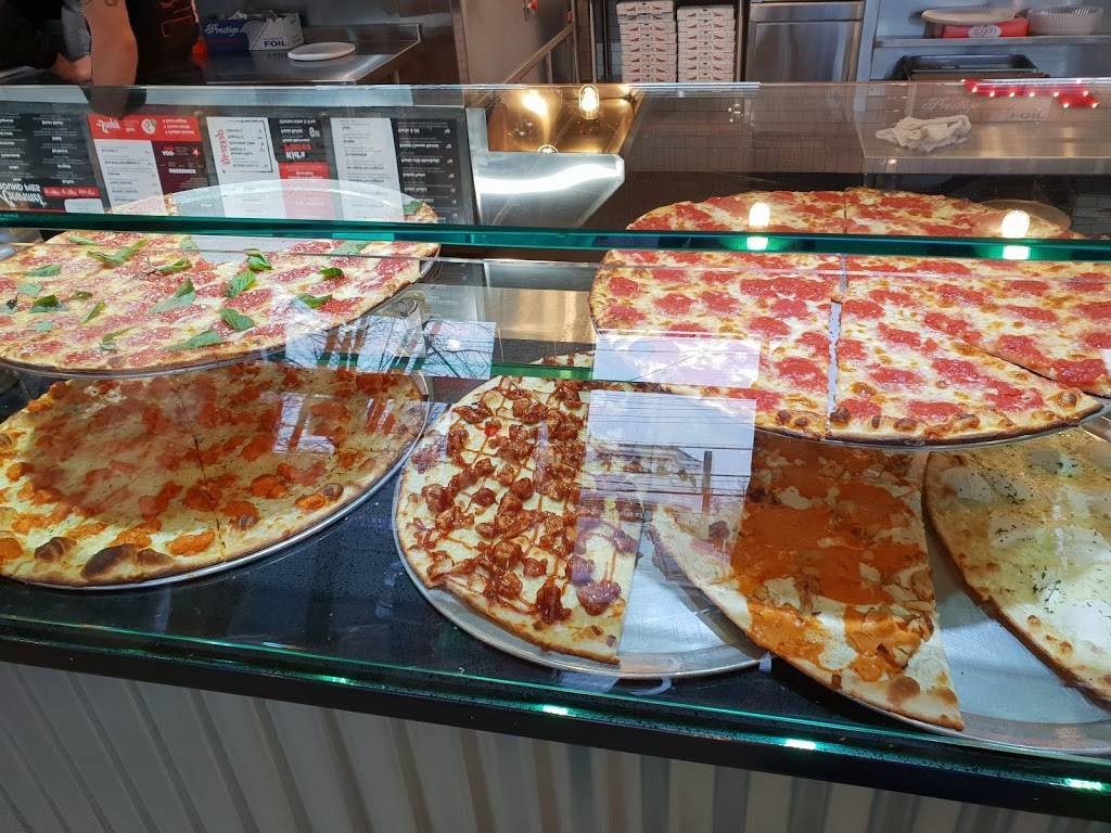 Round Pie Pizza Company | meal delivery | 1957 Victory Blvd, Staten Island, NY 10314, USA | 7185240000 OR +1 718-524-0000