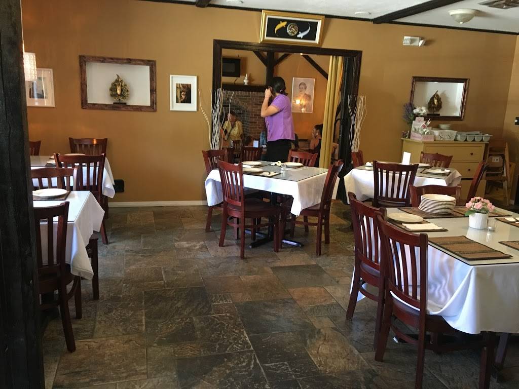 Thai Ocha Restaurant | restaurant | 1616 Hopmeadow St, Simsbury, CT 06070, USA | 8606514500 OR +1 860-651-4500