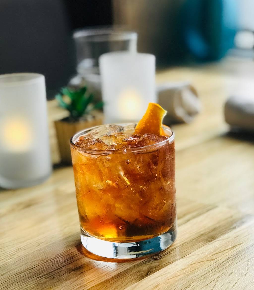 The Block Saloon | restaurant | 173 Main St, Thomaston, ME 04861, USA | 2073872895 OR +1 207-387-2895