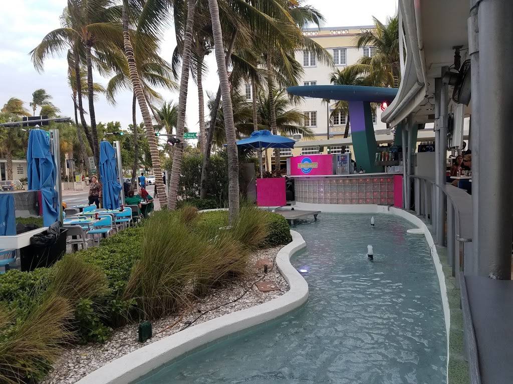 Clevelander South Beach Hotel And Bar Ocean Dr Miami Beach Fl Usa