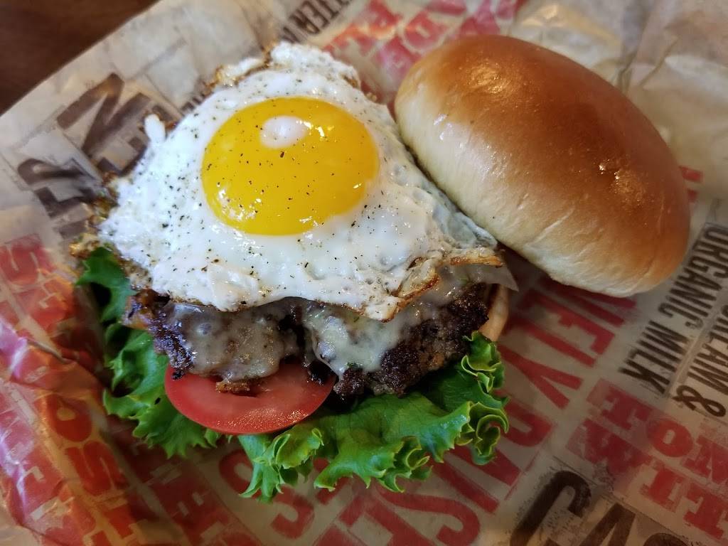 Epic Burger | restaurant | 40 E Pearson St, Chicago, IL 60611, USA | 3122573262 OR +1 312-257-3262