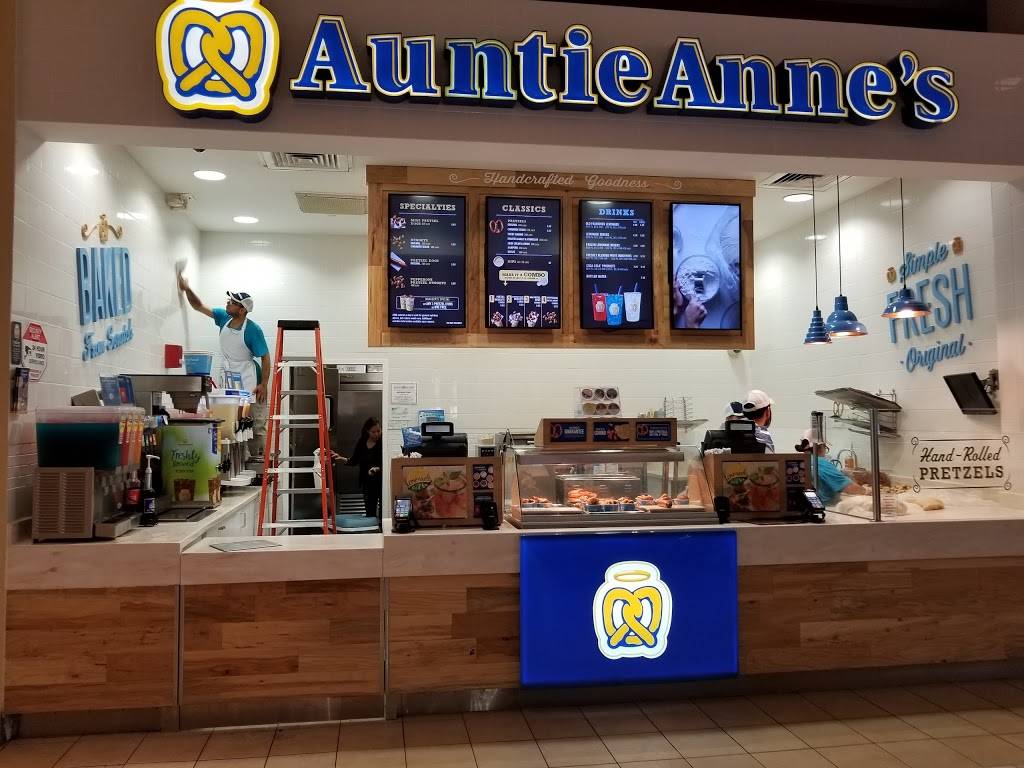 Auntie Annes | cafe | 30 Mall Dr W 2nd. Lvl, Jersey City, NJ 07310, USA | 2012229292 OR +1 201-222-9292