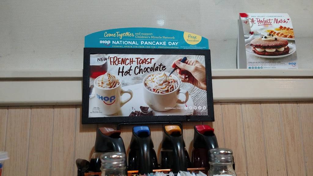 IHOP | restaurant | 4501 N 27th St, Lincoln, NE 68521, USA | 4024774467 OR +1 402-477-4467