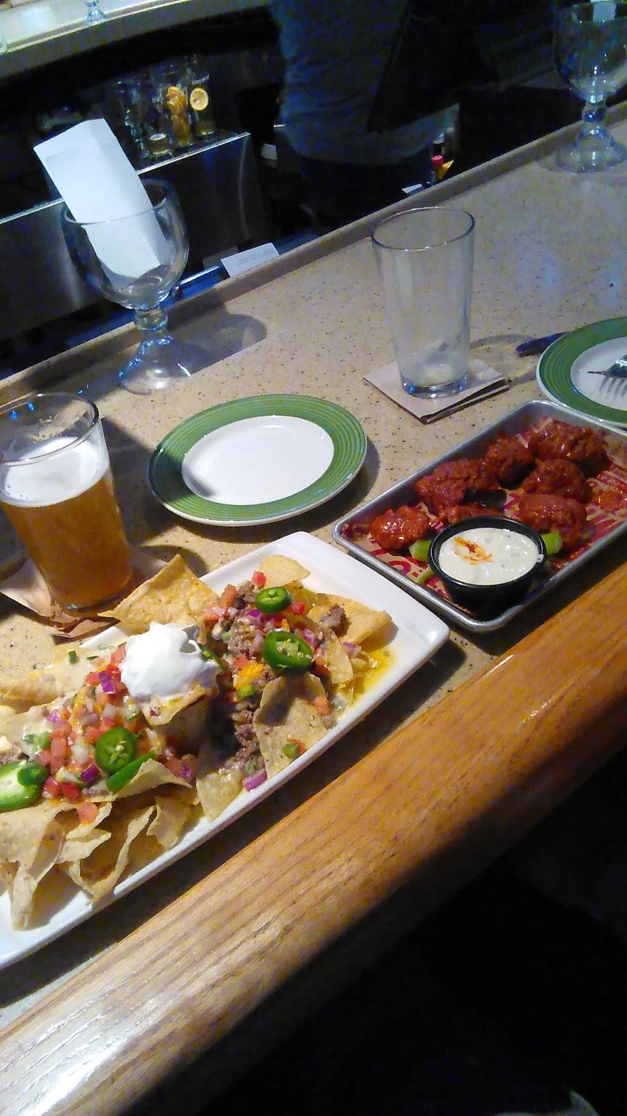 Applebees Grill + Bar | restaurant | 555 S Trooper Rd, Norristown, PA 19403, USA | 6106318184 OR +1 610-631-8184