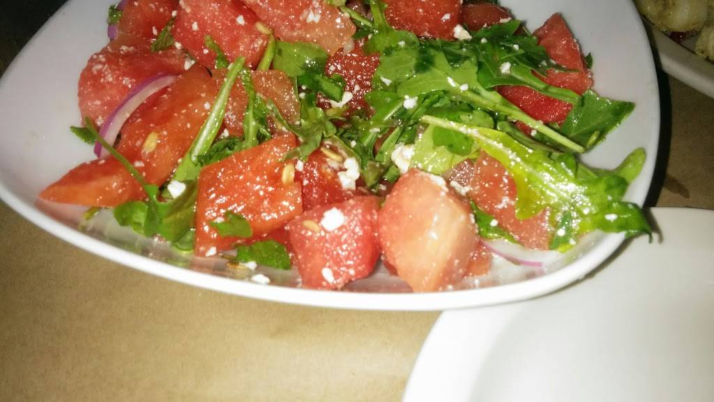 Lolas Bistro & Grill | restaurant | 161 Woodford Ave, Plainville, CT 06062, USA | 8603515459 OR +1 860-351-5459