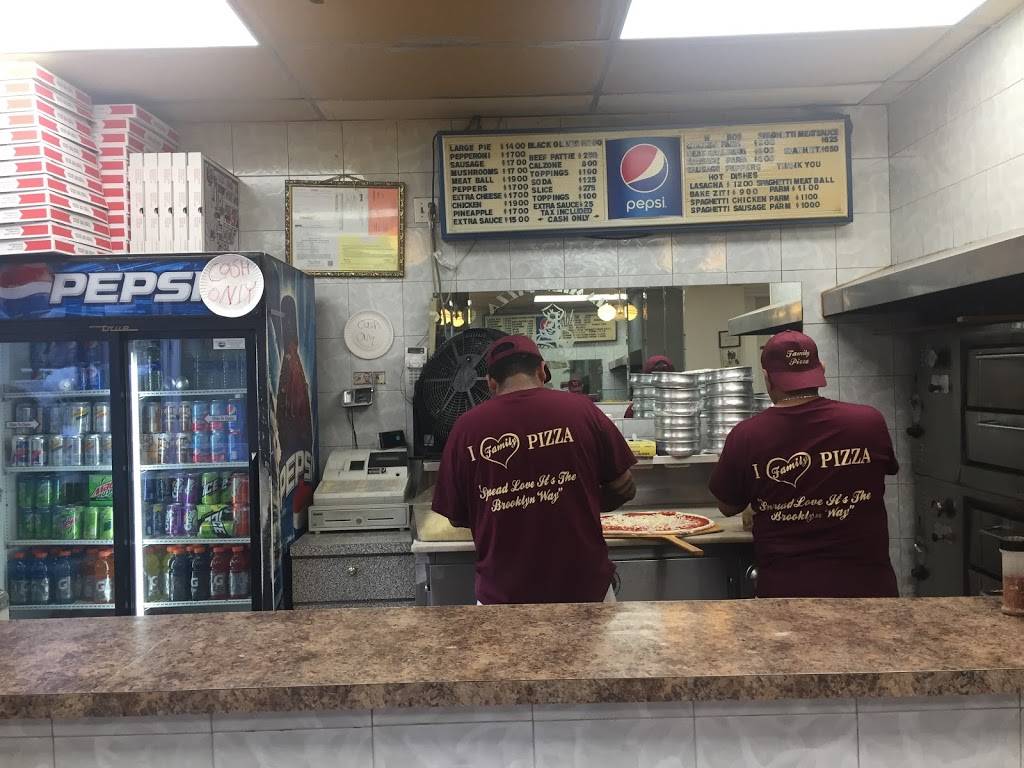 Family Pizza | restaurant | 720 Flatbush Ave, Brooklyn, NY 11225, USA | 7184620639 OR +1 718-462-0639