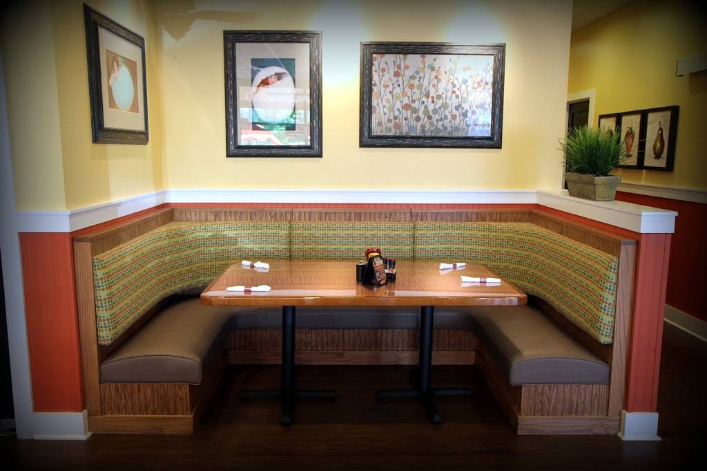 Another Broken Egg Cafe | cafe | 9435 N Meridian St, Indianapolis, IN 46260, USA | 3178181700 OR +1 317-818-1700