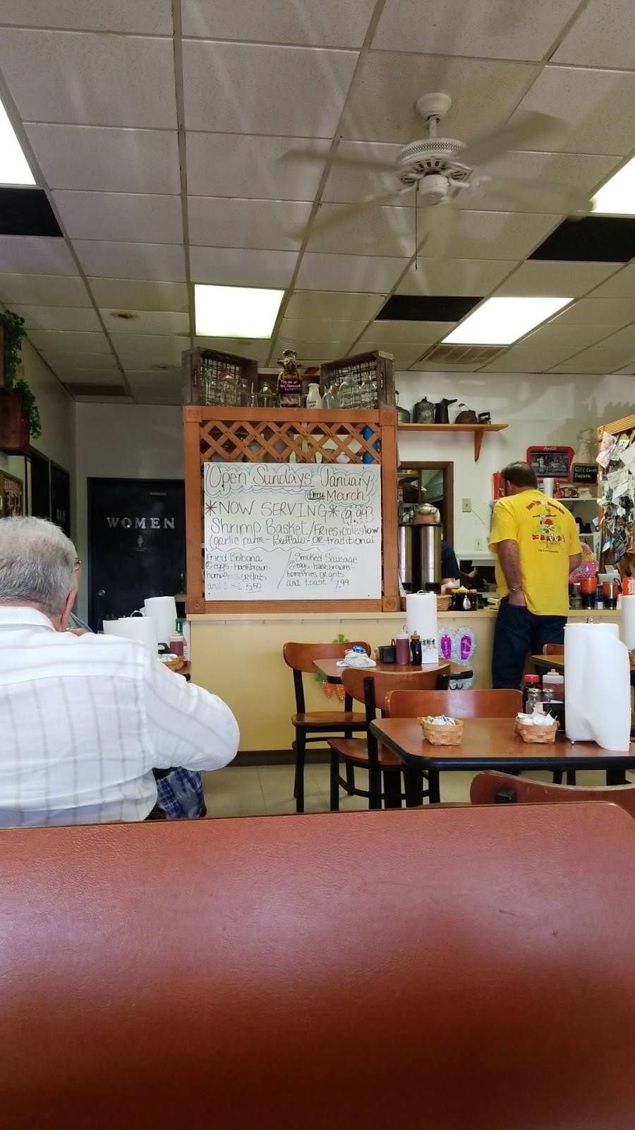 Charlie's Family Restaurants 2614 Lakeland Hills Blvd 8, Lakeland