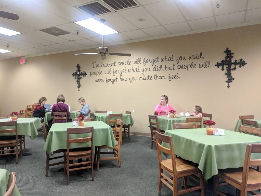 The Charleston Tea Room & Cafe | cafe | 154 S Friendswood Dr, Friendswood, TX 77546, USA | 2819928327 OR +1 281-992-8327