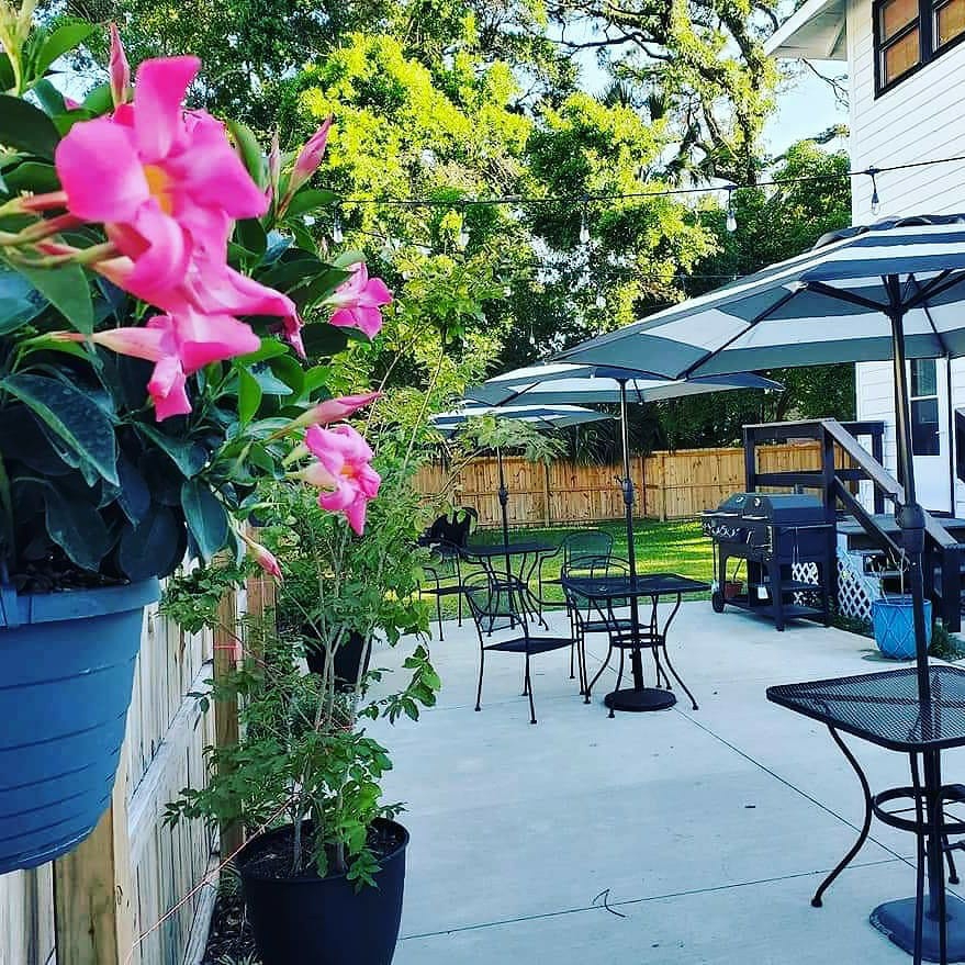 Adonnas Garden St Cafe and Bakery | cafe | 811 W Garden St, Pensacola, FL 32502, USA | 8506962227 OR +1 850-696-2227