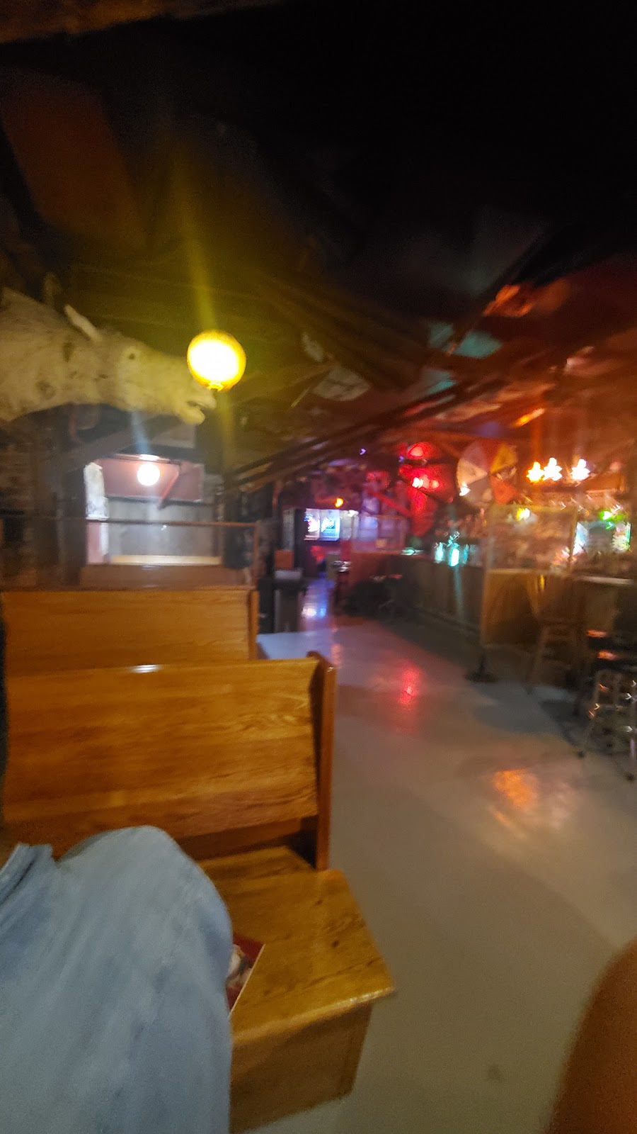 Alexs College Spot | restaurant | 23 N Main St, Alfred, NY 14802, USA | 6075878895 OR +1 607-587-8895