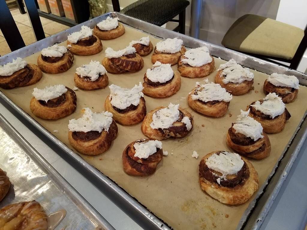 Water House Bistro | bakery | 132 E Lake St, Lake Mills, WI 53551, USA | 9209450660 OR +1 920-945-0660