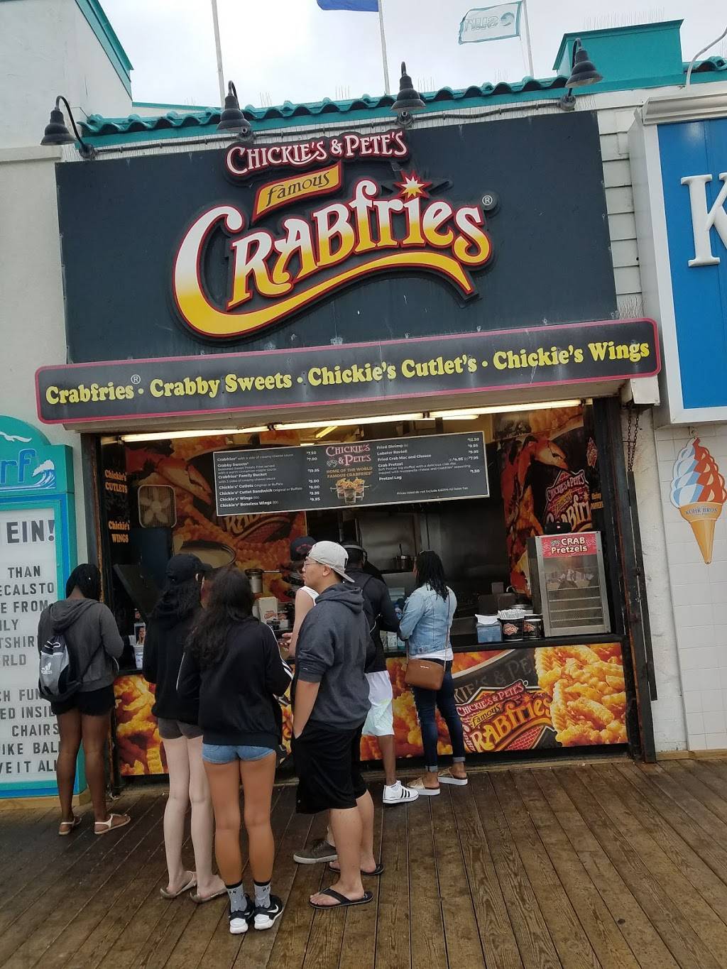 Chickie S Pete S Restaurant Boardwalk Ocean City Nj Usa