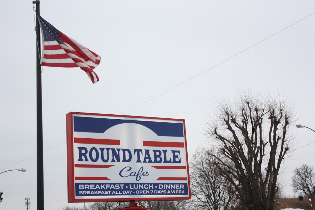 The Round Table Cafe | cafe | 11 N 64th St, Belleville, IL 62223, USA | 6182936544 OR +1 618-293-6544