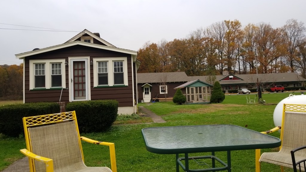 Hunters Lodge Restaurant & Motel | restaurant | 64 US-46, Delaware, NJ 07833, USA | 9084750060 OR +1 908-475-0060