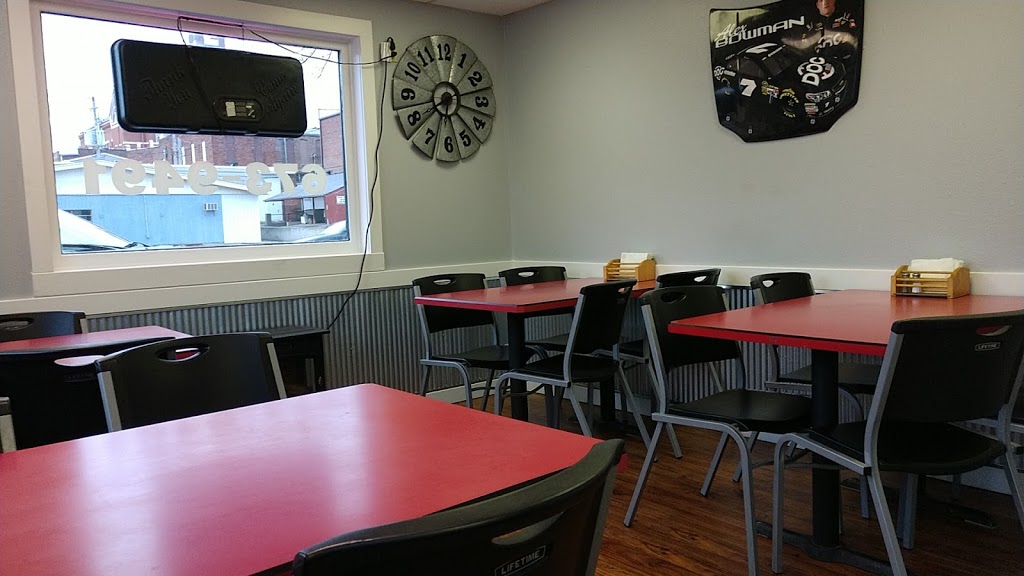 Breadeaux Pizza Meal takeaway 215 A Ave E, Oskaloosa, IA 52577, USA