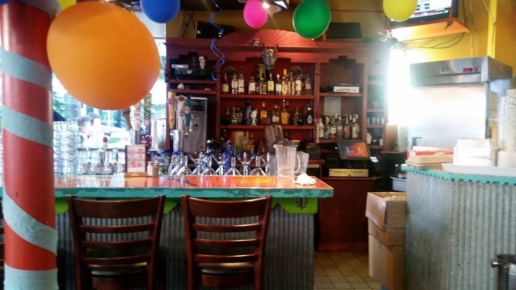 Mexicali Blues | restaurant | 2933 Wilson Blvd, Arlington, VA 22201, USA | 7038129352 OR +1 703-812-9352