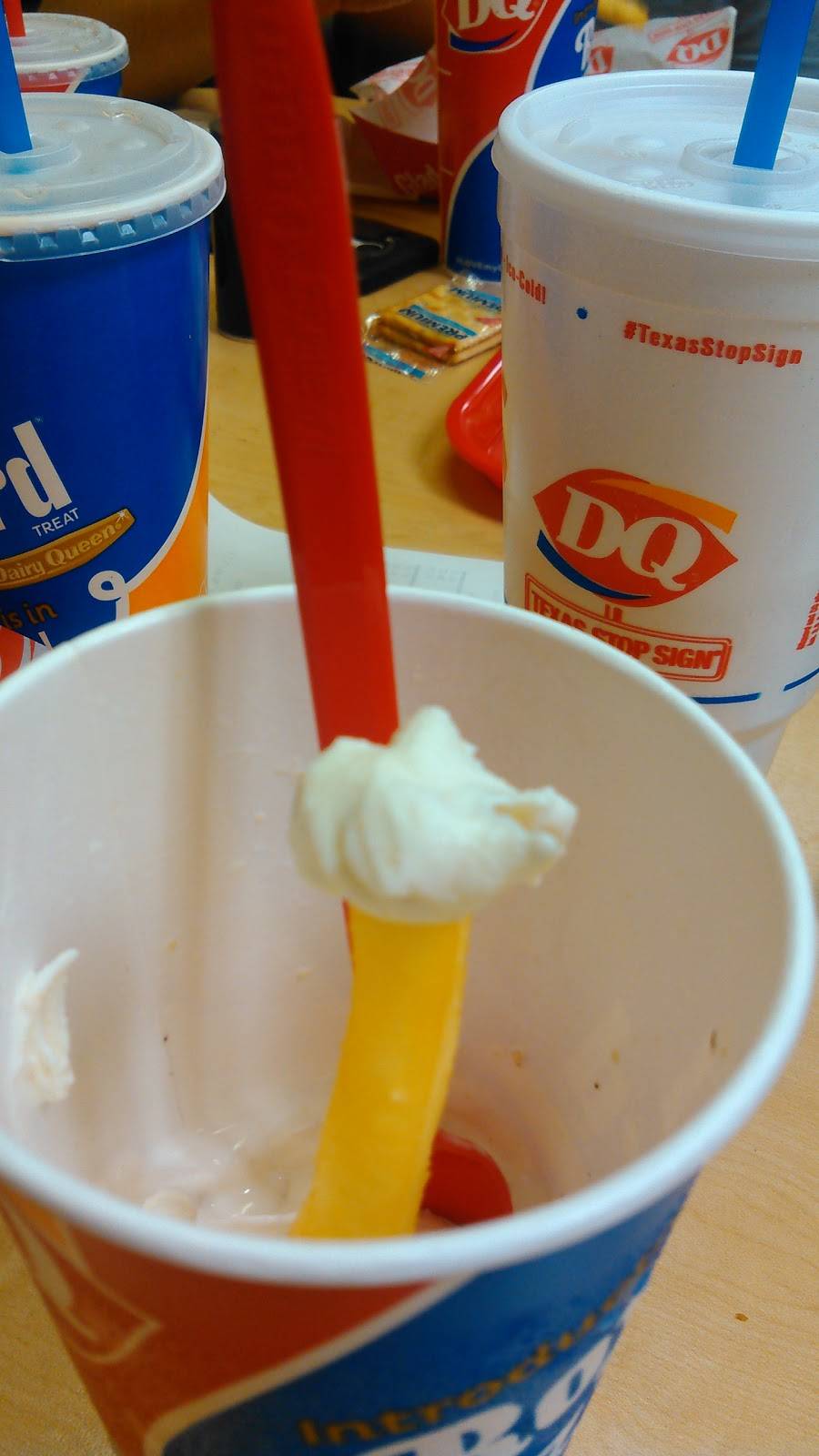 Dairy Queen Store | restaurant | 201 E Audie Murphy Pkwy, Farmersville, TX 75442, USA | 9727828492 OR +1 972-782-8492