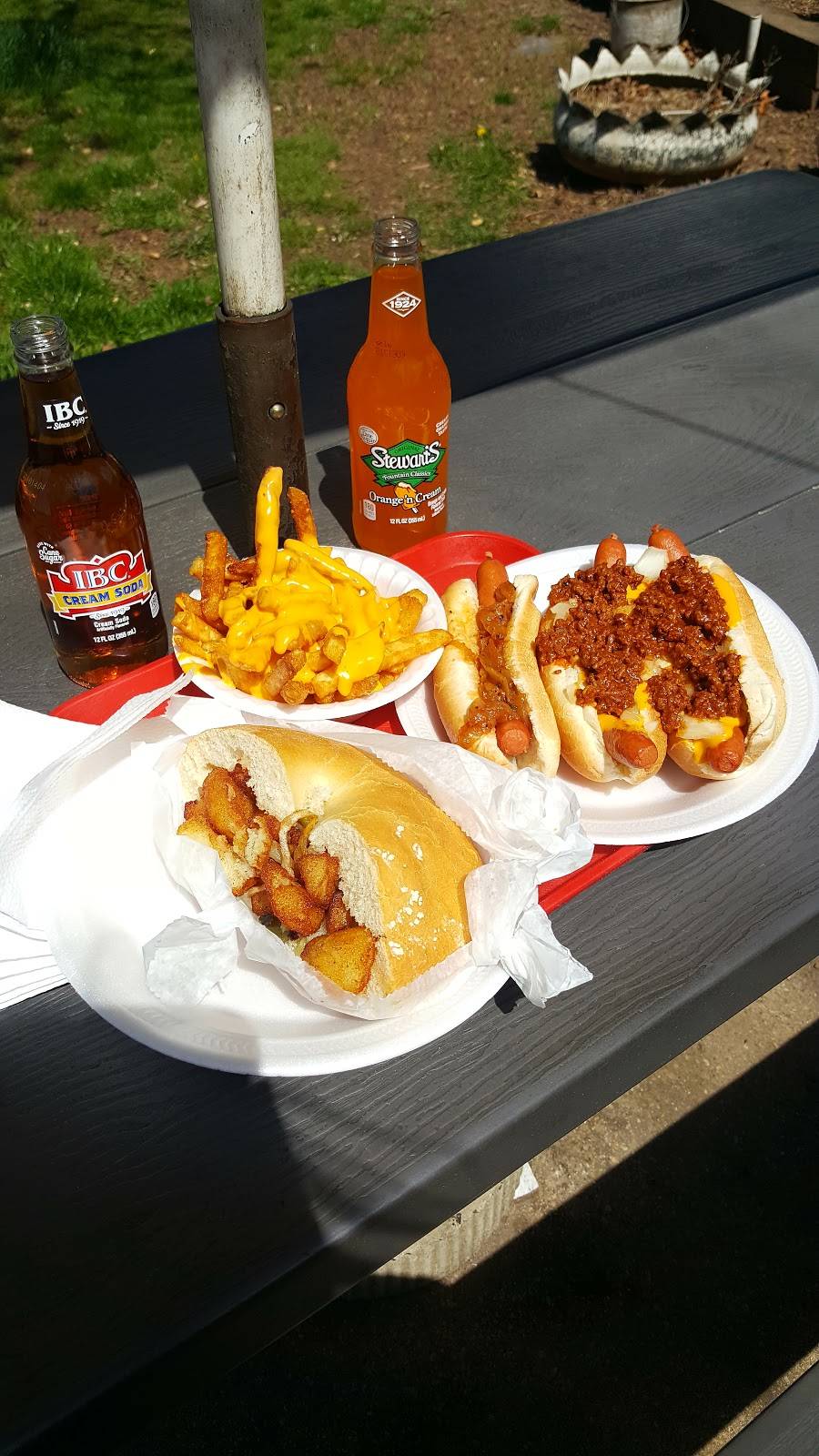 Tommy's Hot Dogs Restaurant 117 Grant Ave, Carteret, NJ 07008, USA