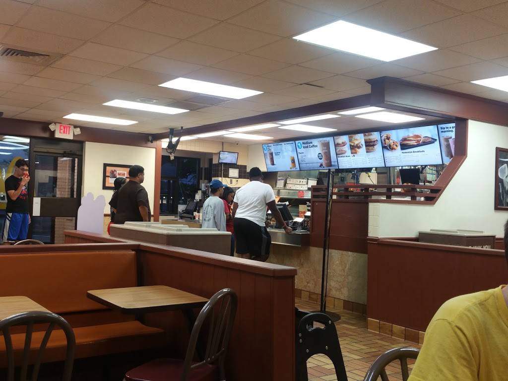 McDonalds | cafe | 2351 E Wheeling Ave, Cambridge, OH 43725, USA | 7404327682 OR +1 740-432-7682