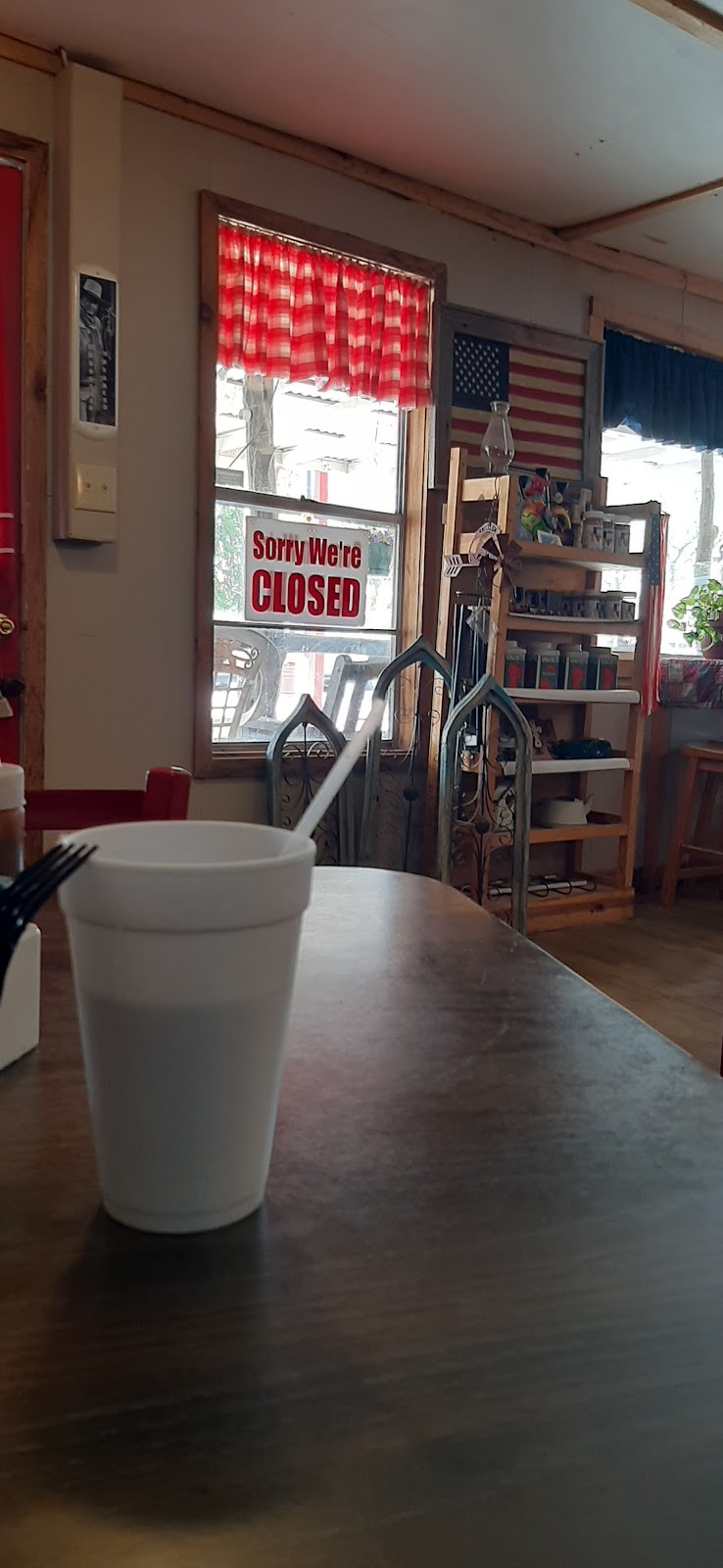TX BBQ | restaurant | 305 N High St, San Saba, TX 76877, USA | 3253724169 OR +1 325-372-4169