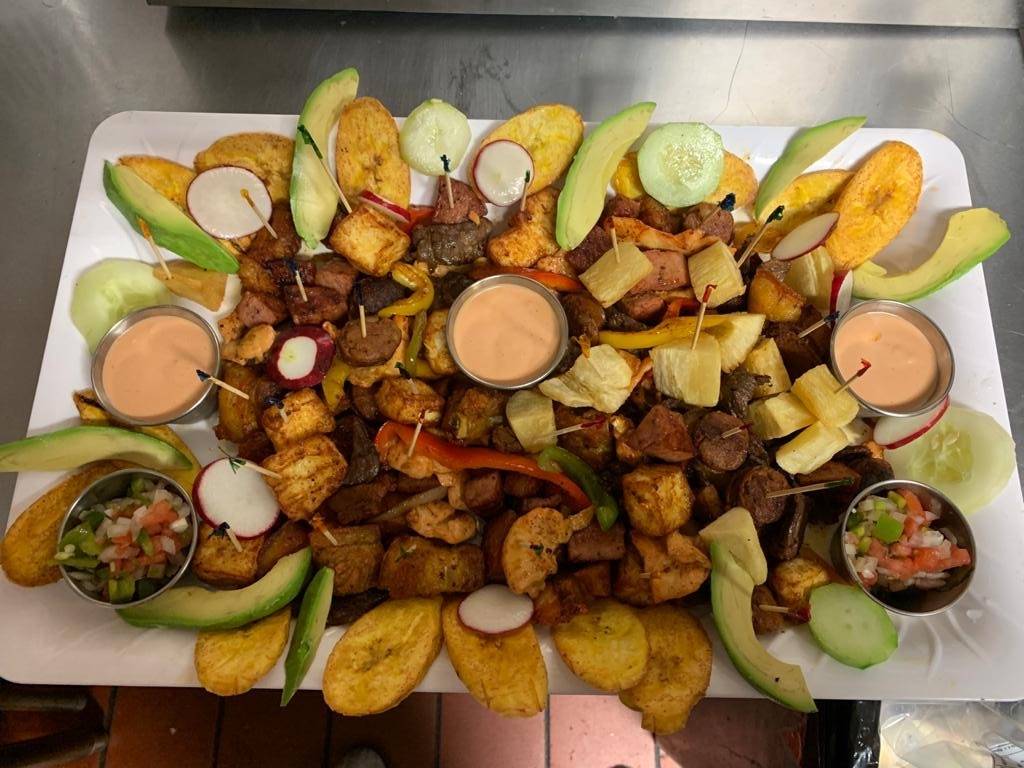 El Catador Bar & Grill 965 New York Ave, Trenton, NJ 08638, USA