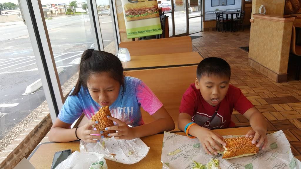 Subway Restaurants | restaurant | 2920 Palmer Hwy, Texas City, TX 77590, USA | 4099435430 OR +1 409-943-5430