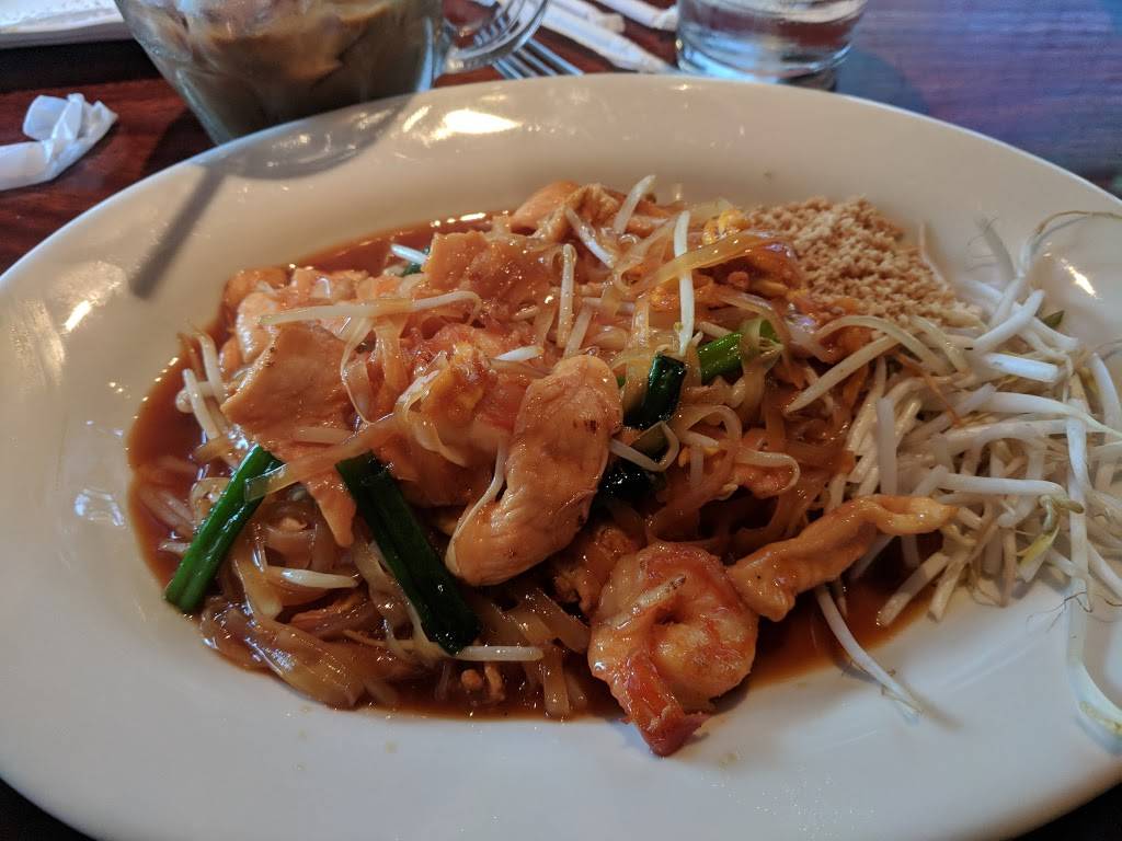 Bann Thai Restaurant | restaurant | 6461 Brockton Ave, Riverside, CA 92506, USA | 9516843381 OR +1 951-684-3381
