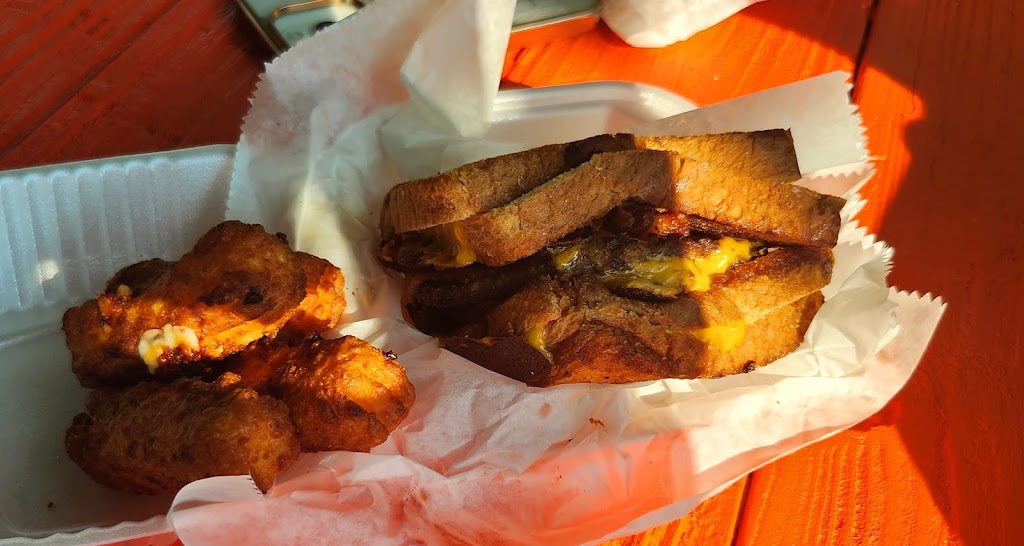 Rams Dairy Bar & Pizzaria | restaurant | 100 Scott St, Worthington, KY 41183, USA | 6068366616 OR +1 606-836-6616