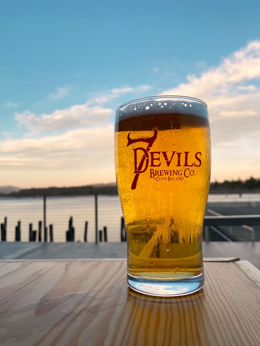 7 Devils Waterfront Alehouse | restaurant | 1240 N Bayshore Dr, Coos Bay, OR 97420, USA | 5418082699 OR +1 541-808-2699