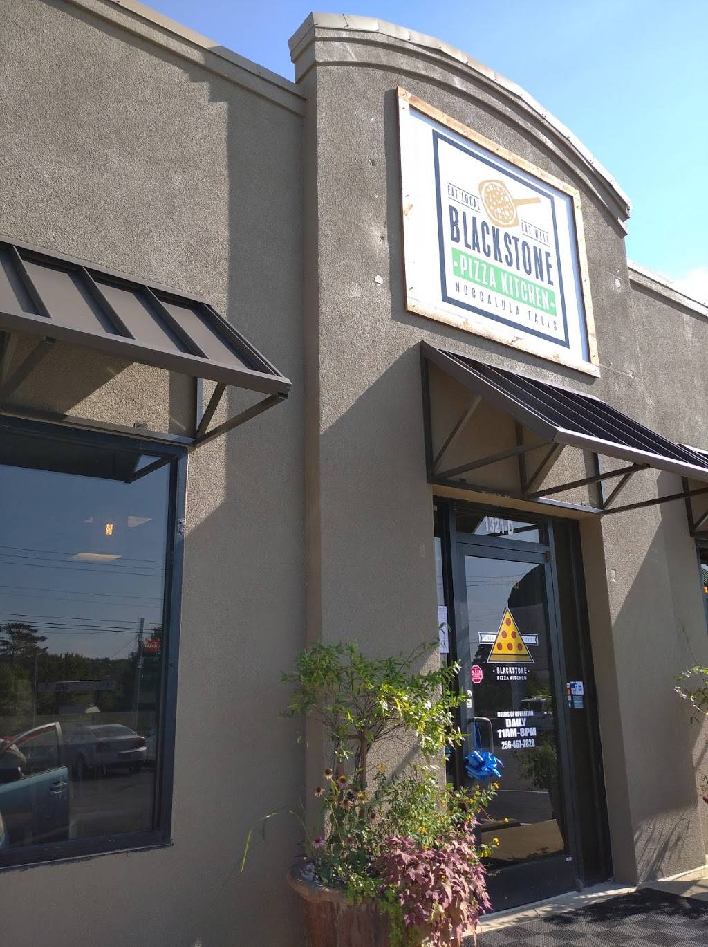 Blackstone Pizza Kitchen | restaurant | 1321-D Noccalula Rd, Gadsden, AL 35904, USA | 2564672828 OR +1 256-467-2828