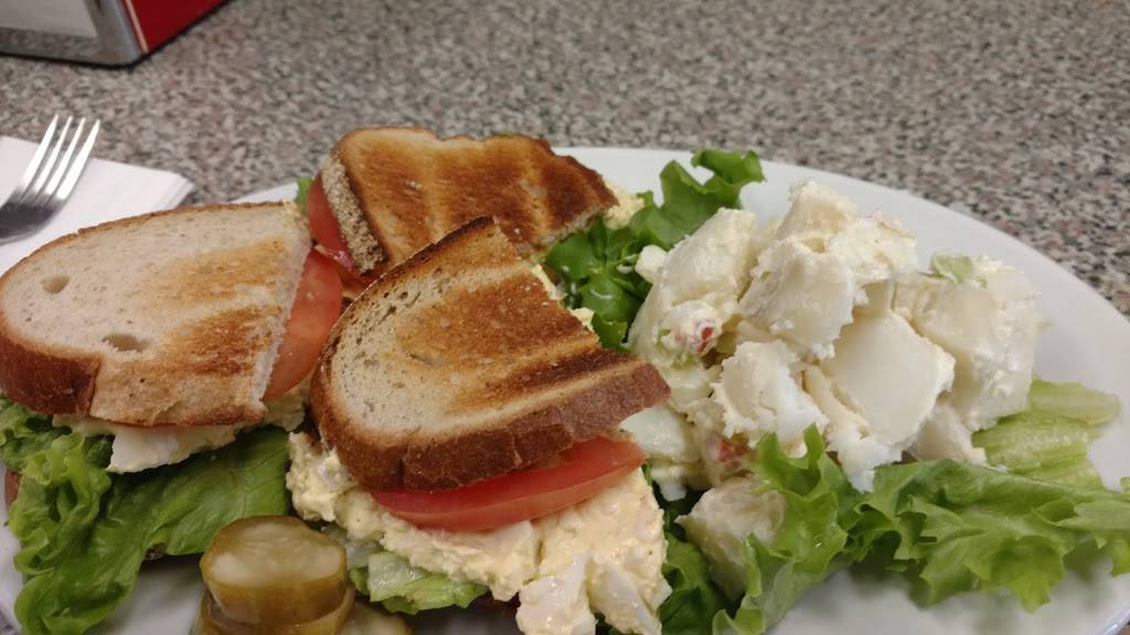 Ford News Diner | restaurant | 358 Main St, Middletown, CT 06457, USA | 8603464655 OR +1 860-346-4655