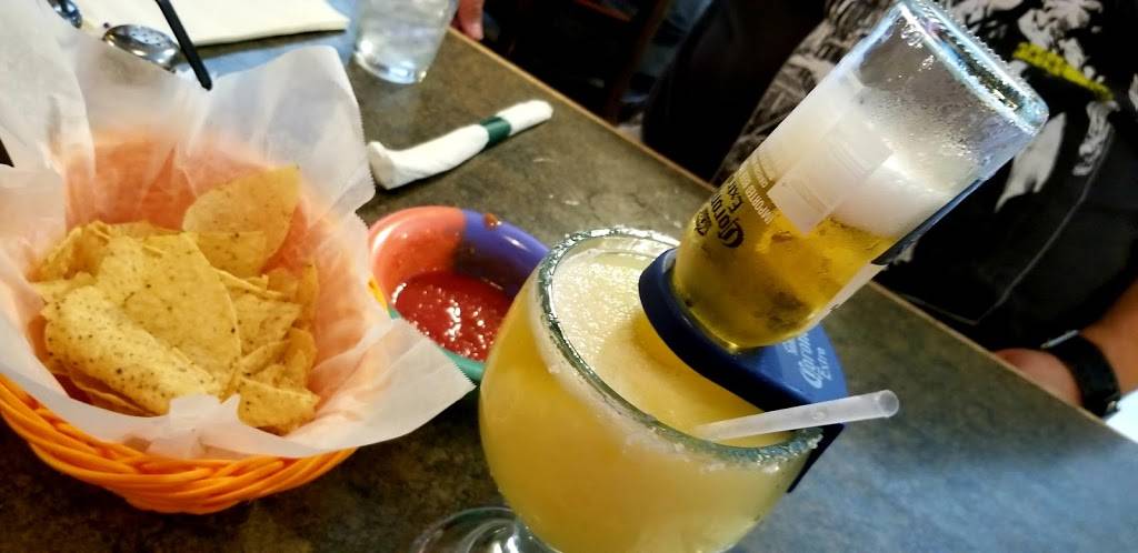 Cozumel Mexican Restaurant | restaurant | 2900 Deerfield Dr, Janesville, WI 53546, USA | 6087569442 OR +1 608-756-9442
