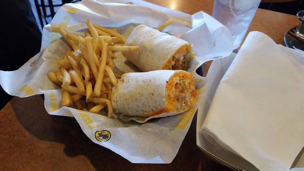 Buffalo Wild Wings | meal takeaway | 4959 Centre Pointe Dr #104, North Charleston, SC 29418, USA | 8435295394 OR +1 843-529-5394