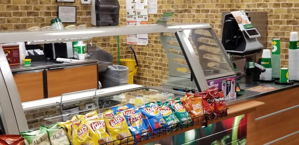 Subway | restaurant | 3916 Goldsboro Rd, Wade, NC 28395, USA | 9102233000 OR +1 910-223-3000