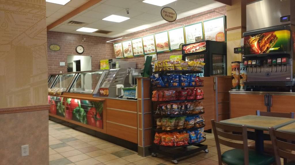 Subway - Restaurant | 1521 Lexington Ave, Mansfield, OH 44907, USA