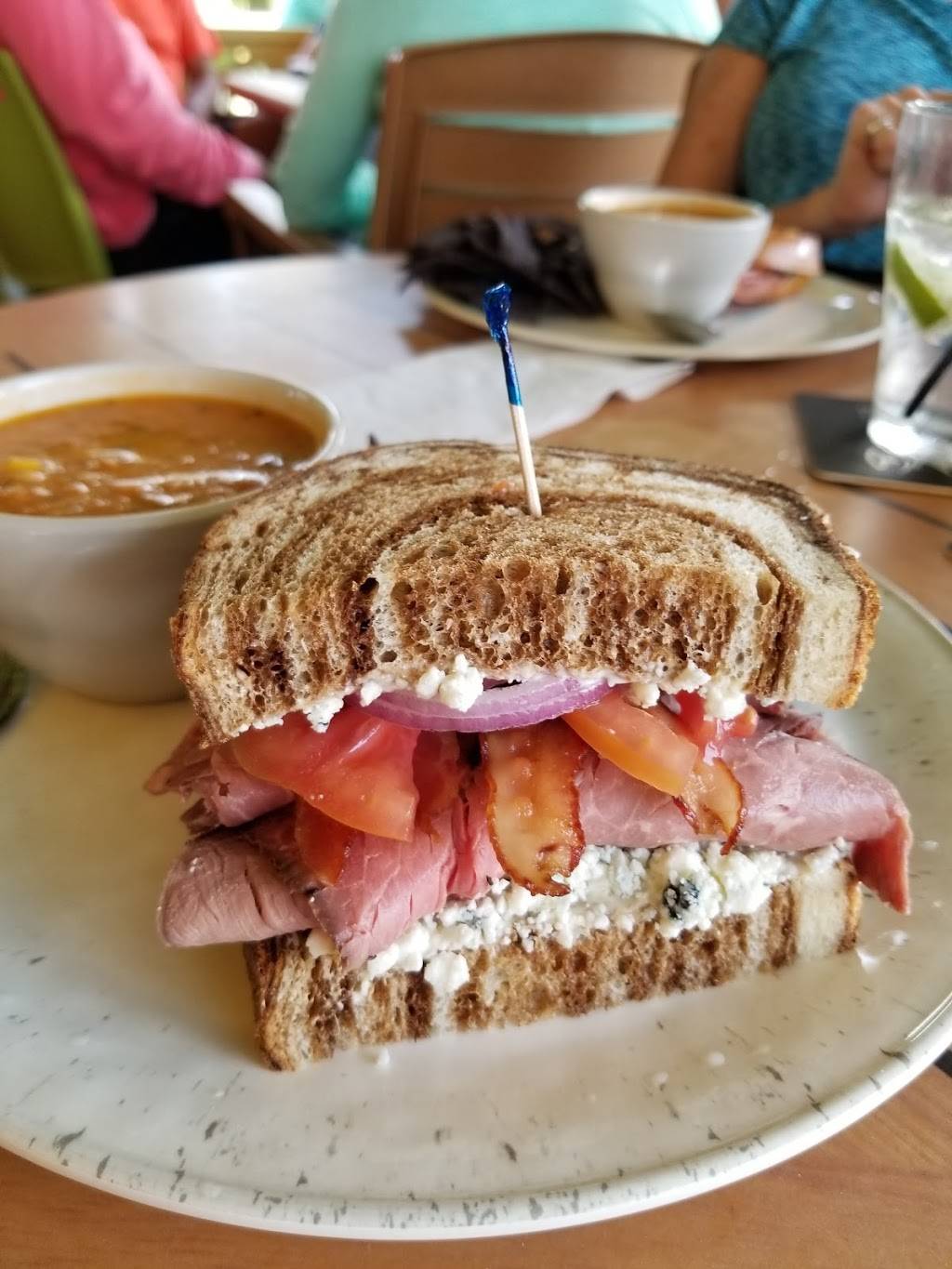 Mango Bistro | cafe | 301 W Dearborn St, Englewood, FL 34223, USA | 9416813500 OR +1 941-681-3500