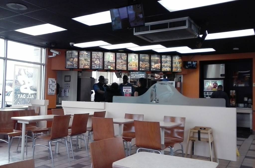 Taco Bell | meal takeaway | 3726 Market St, Youngstown, OH 44507, USA | 3307824569 OR +1 330-782-4569