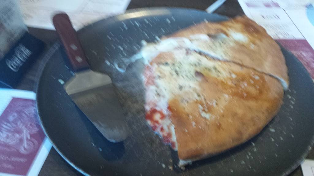 Pizza & Gyro Express | restaurant | 801 Oneil Blvd, McKeesport, PA 15132, USA | 4126722182 OR +1 412-672-2182