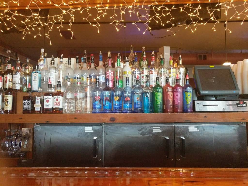 Canal Side Tavern & Events | restaurant | 6-8, Ovid St, Seneca Falls, NY 13148, USA | 3157124345 OR +1 315-712-4345