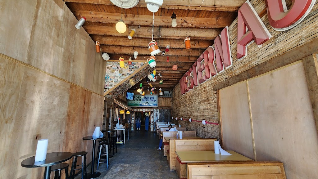 Naybones BBQ | restaurant | 117 Ivy St, Ellisville, MS 39437, USA | 6018004009 OR +1 601-800-4009
