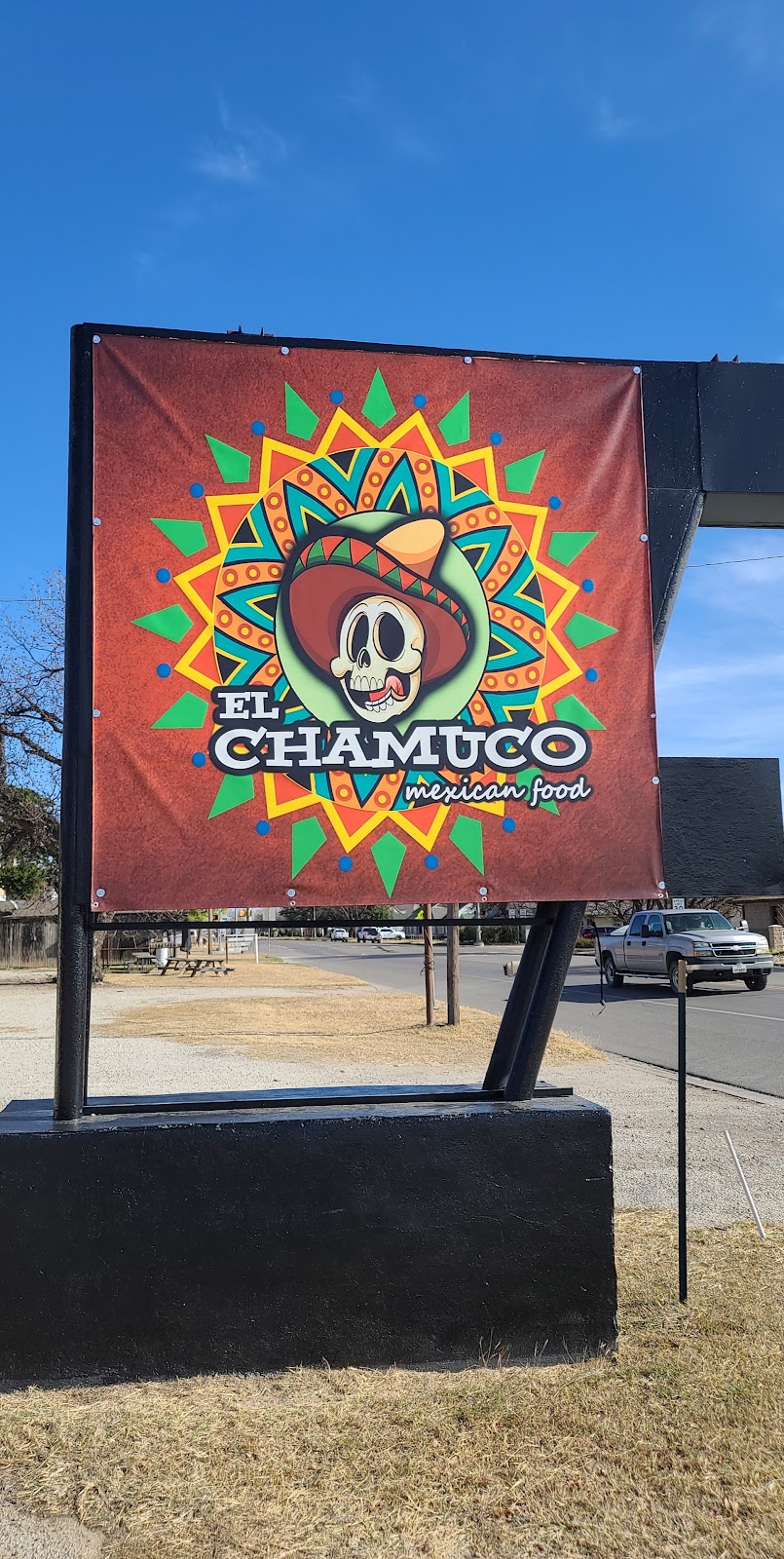 EL CHAMUCO MEXICAN RESTAURANT | restaurant | 1010 W Main St, Olney, TX 76374, USA | 9405642233 OR +1 940-564-2233