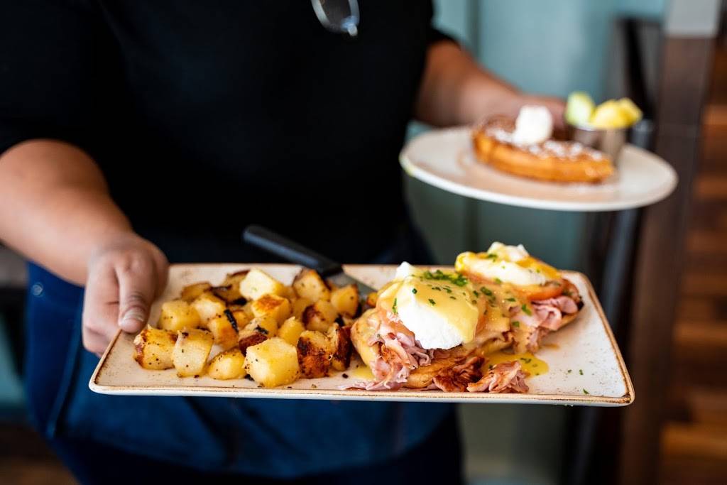 First Watch - Wendover | cafe | 4520 W Wendover Ave Ste 101, Greensboro, NC 27409, USA | 3363319955 OR +1 336-331-9955
