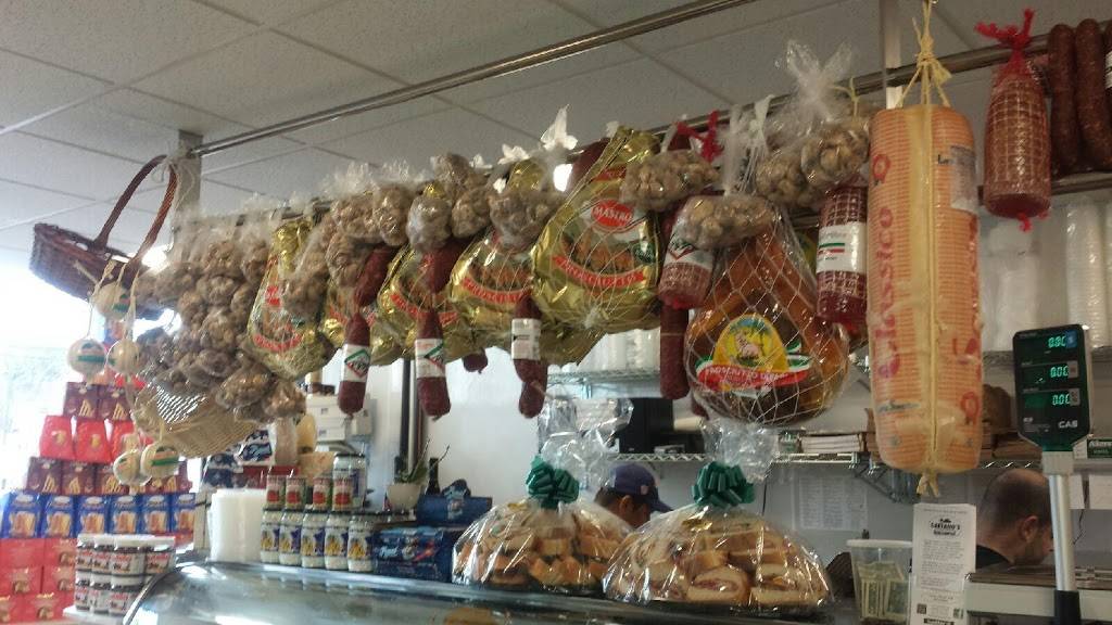 Gaetanos Deli | restaurant | 1713 Post Rd E, Westport, CT 06880, USA | 2039551852 OR +1 203-955-1852