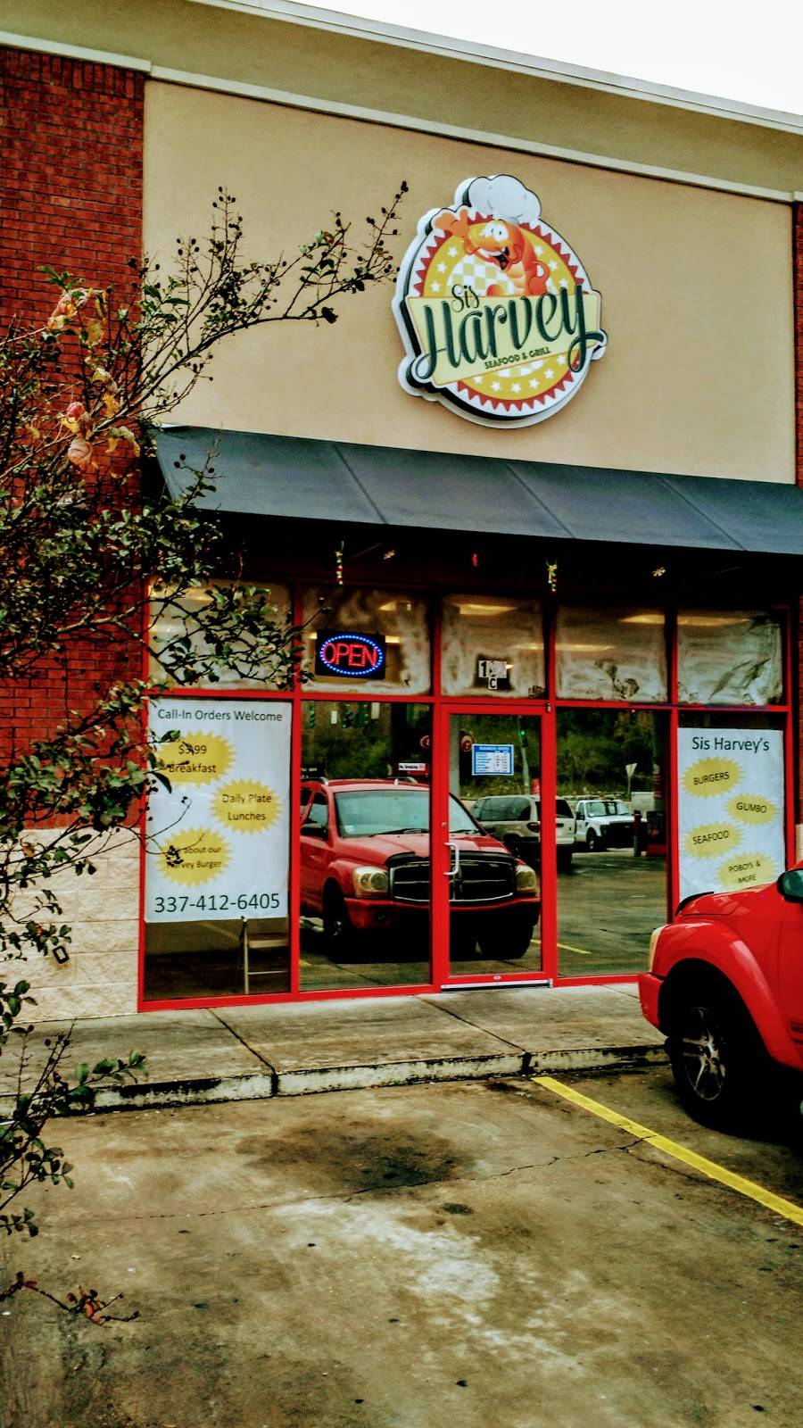 Sis Harvey Seafood & Grill | restaurant | 2700 N University Ave #102c, Lafayette, LA 70507, USA | 3377354305 OR +1 337-735-4305