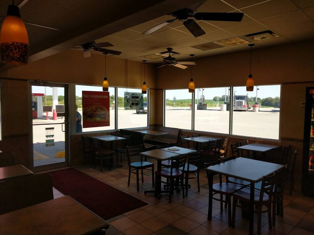 Subway | meal takeaway | 17605 Hwy Z, Dearborn, MO 64439, USA | 8169923703 OR +1 816-992-3703